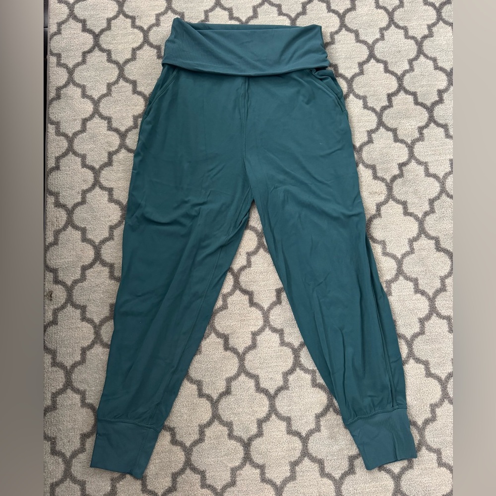 Lululemon fold over Align Joggers Full Length - Picture 5 of 5